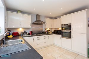 Kitchen- click for photo gallery